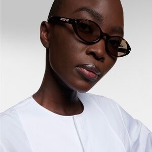 Dior Dior Pacific R1I Oval Sunglasses New
Tortoise